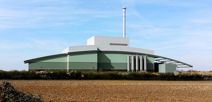 На фото – мусоросжигательный завод, построенный по швейцарской технологии Hitachi Zosen Inova